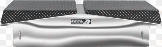 gullwing truck tool box front closed silver - toolbox